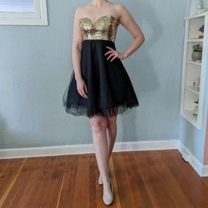 Gold Sequin + Black Tulle Sweetheart Party Dress - SIZE XS